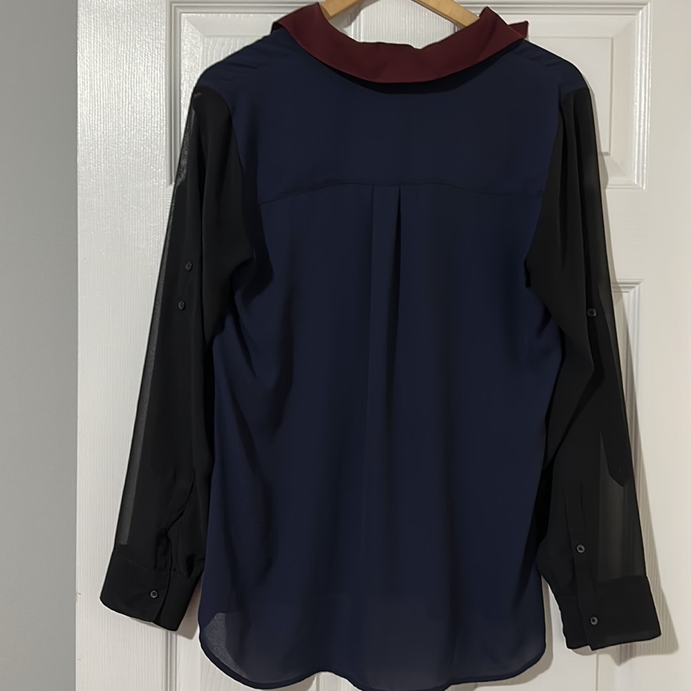 Express Blouse - Picture 5 of 5